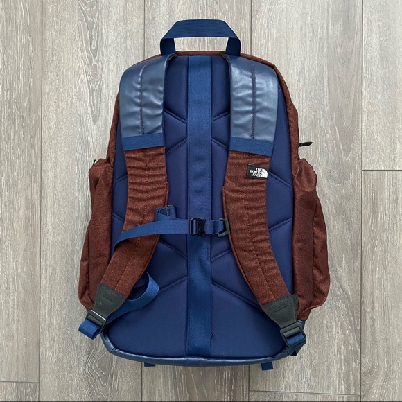 North Face backpack - Picture 2 of 5